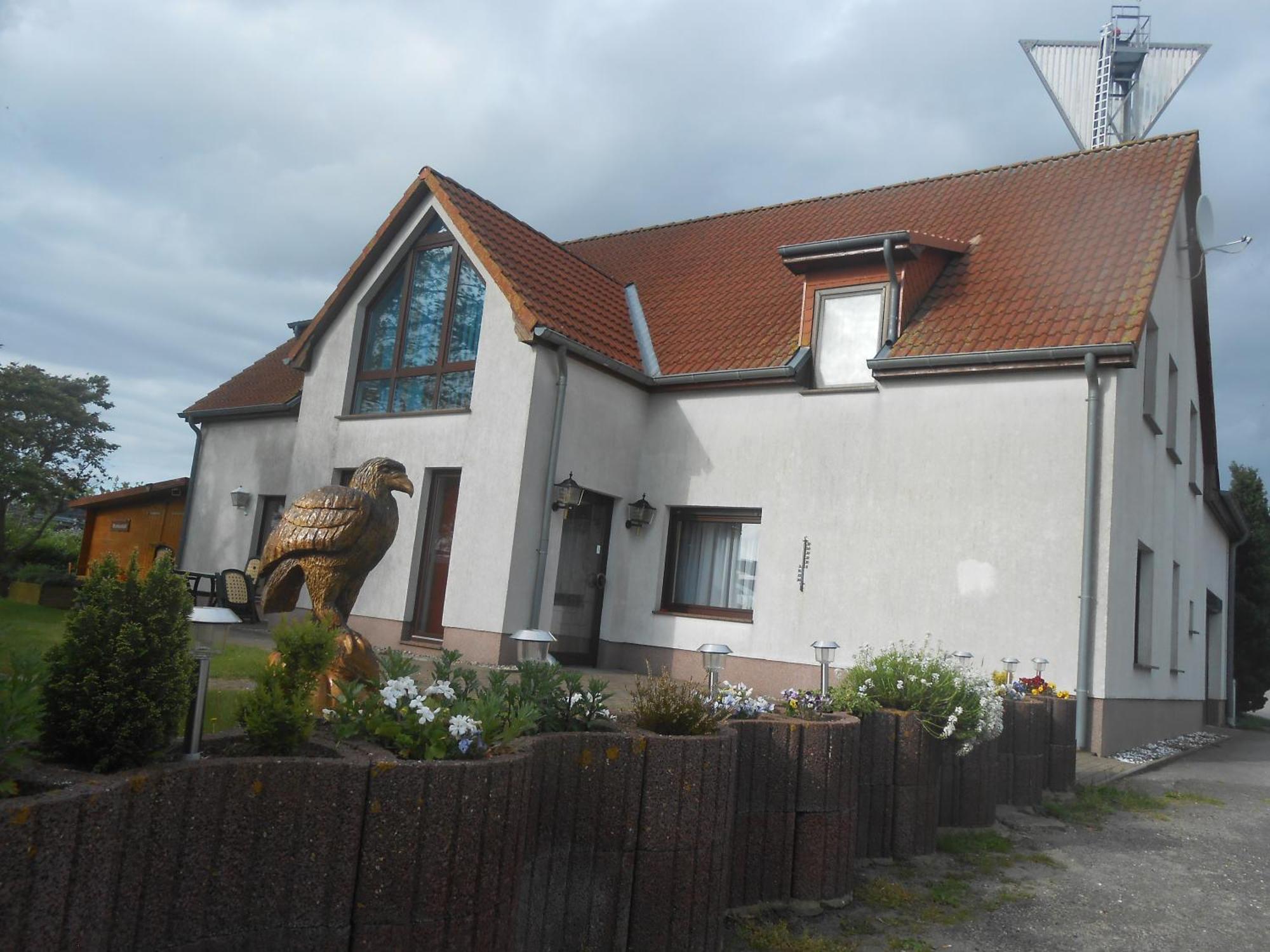 Haus Kathrin Hotel Zecherin Buitenkant foto